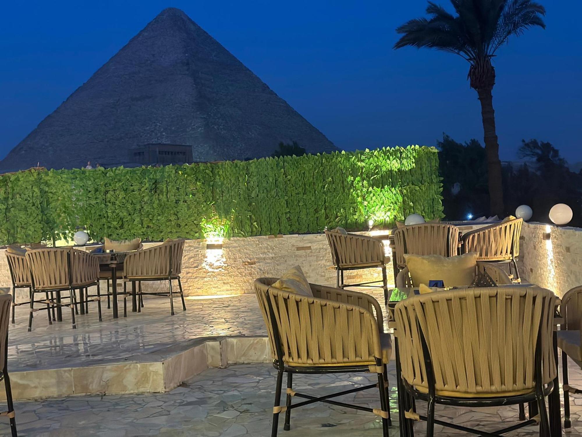 Golf Pyramids View Hotell Kafret el-Gabal Exteriör bild