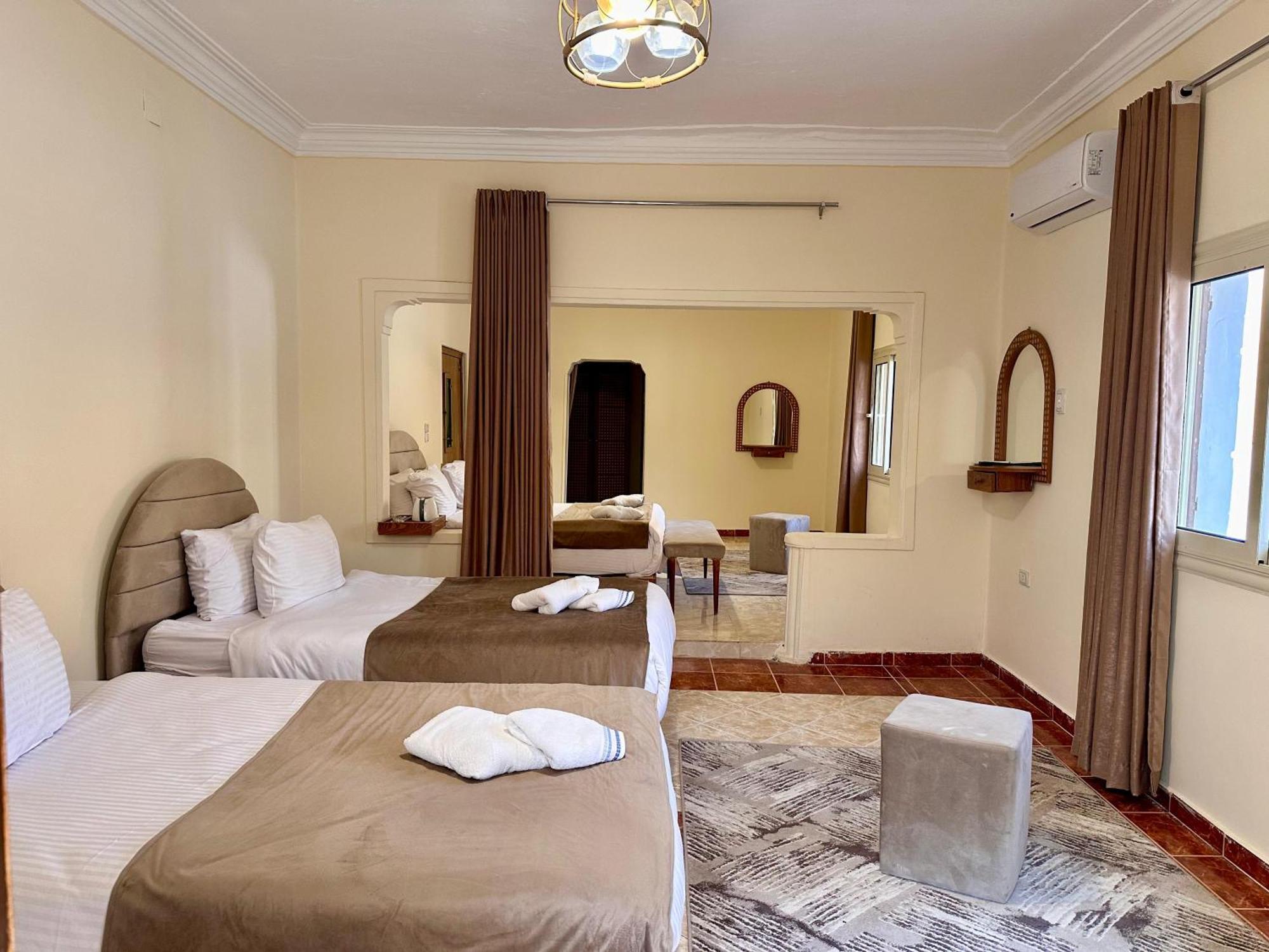 Golf Pyramids View Hotell Kafret el-Gabal Exteriör bild