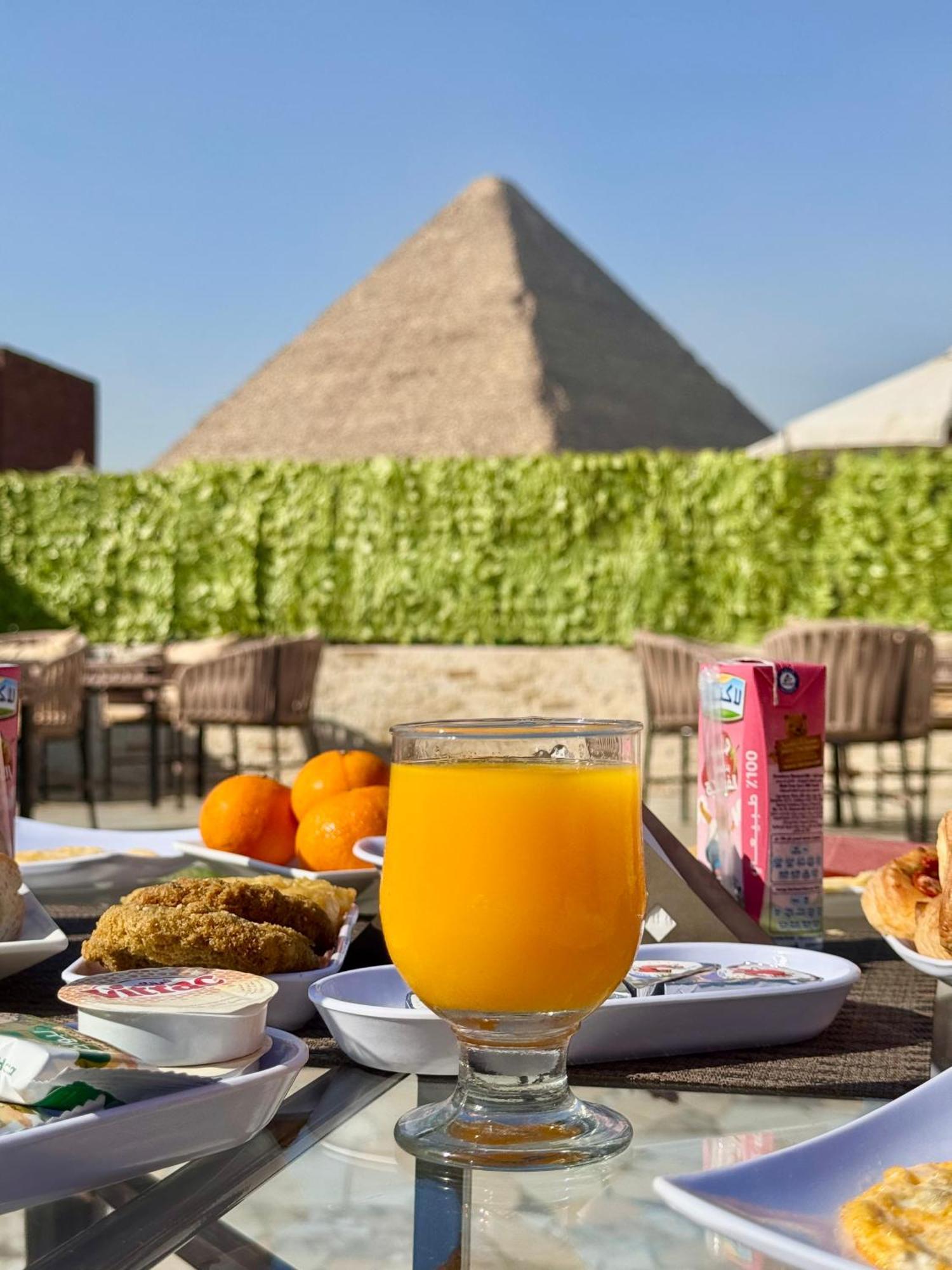 Golf Pyramids View Hotell Kafret el-Gabal Exteriör bild